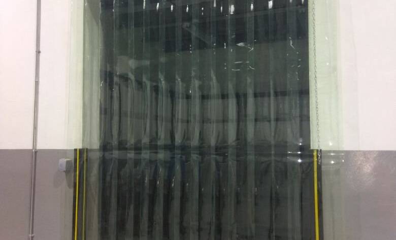 PVC Strip Curtains in the UAE: The 2026 Industrial Guide to Environmental Control